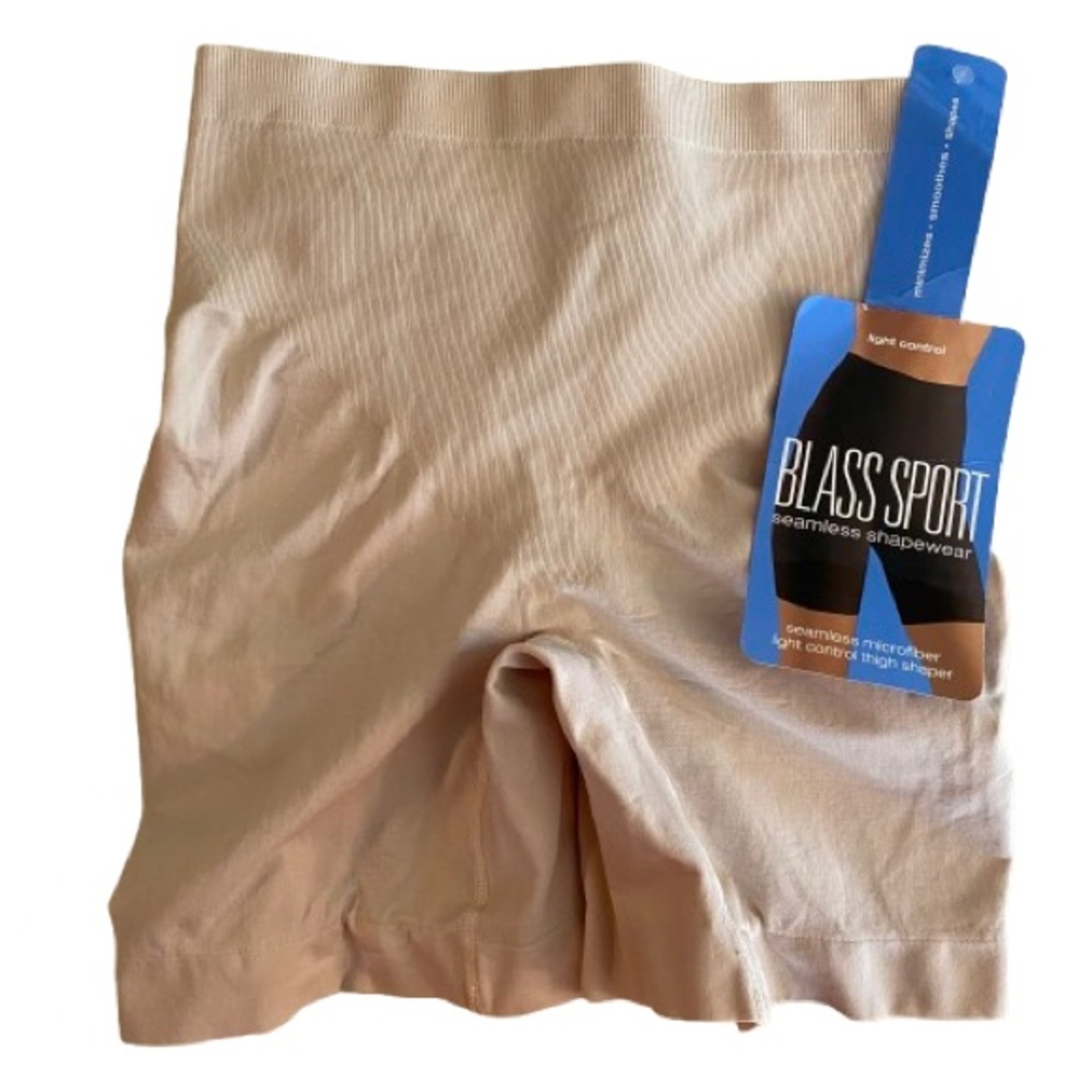 Blass Sport Women’s Shapewear Size XL Light Control Thigh Shaper in Nude NWT